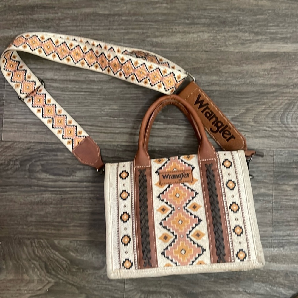 Wrangler bag